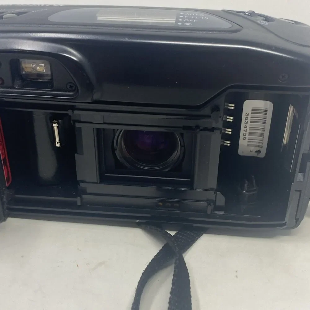 Samsung Maxima Zoom 70i 35mm Point and Shoot film Camera UNTESTED